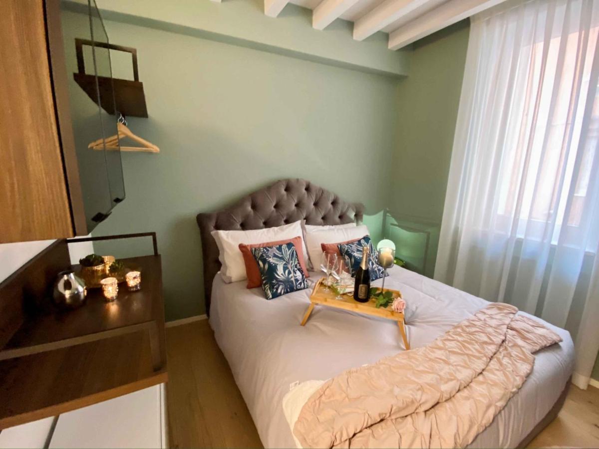 Volto Corte Farina Apartments - Luxury Lofts ヴェローナ エクステリア 写真