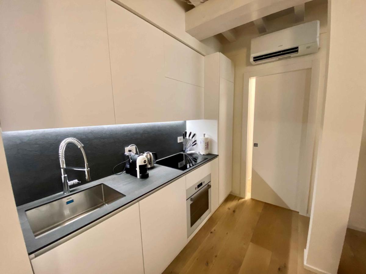 Volto Corte Farina Apartments - Luxury Lofts ヴェローナ エクステリア 写真