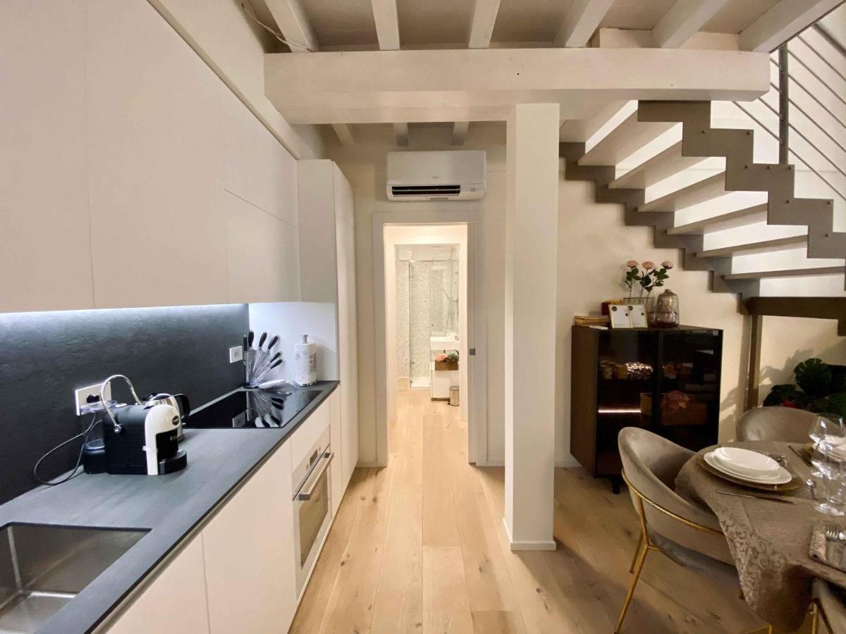Volto Corte Farina Apartments - Luxury Lofts ヴェローナ エクステリア 写真